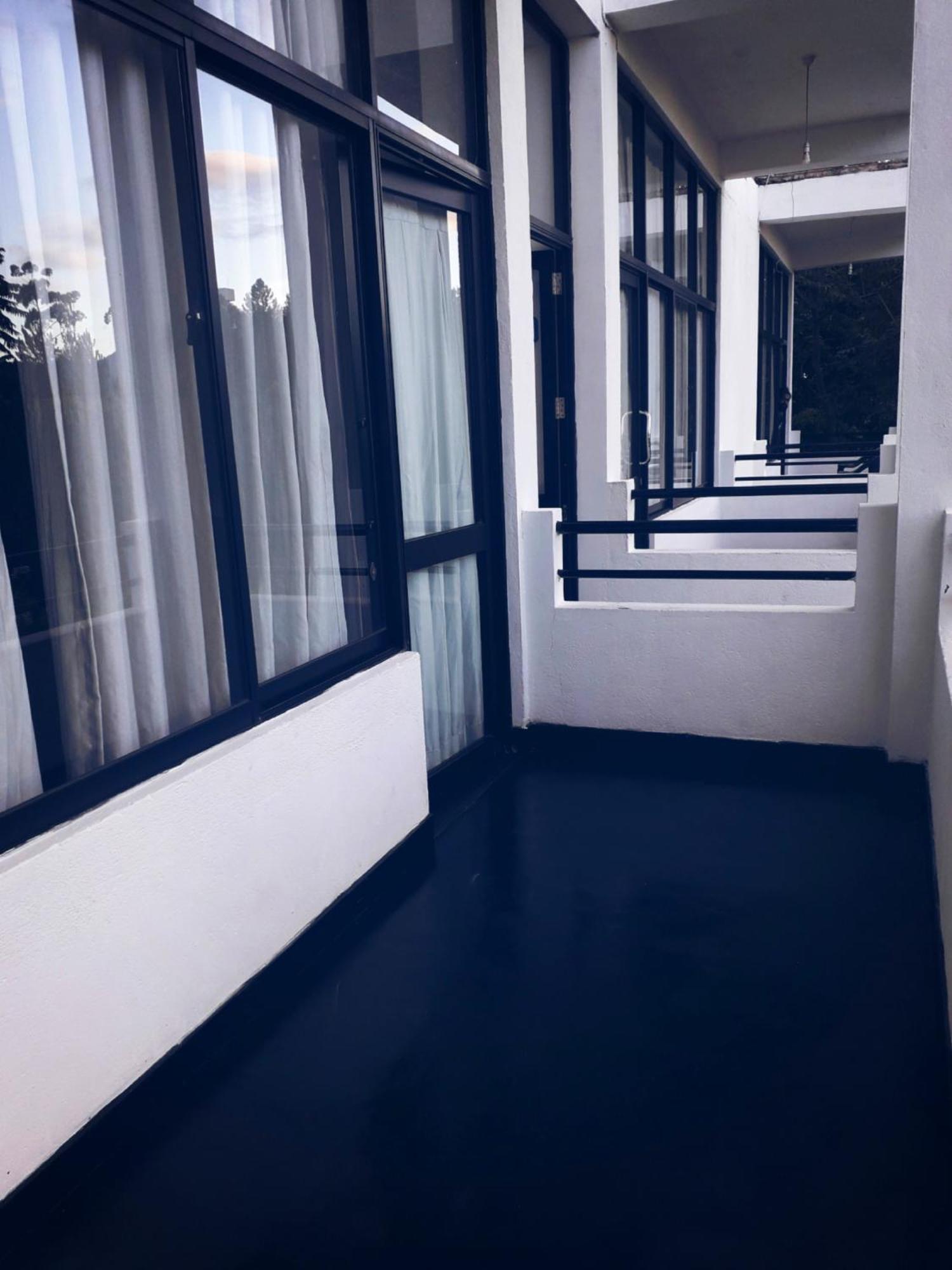 Monarch Ella Hotel Ngoại thất bức ảnh